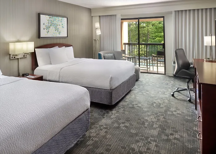 Courtyard By Marriott Atlanta Alpharetta