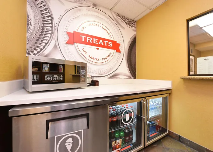 Hampton Inn & Suites Pueblo-Southgate