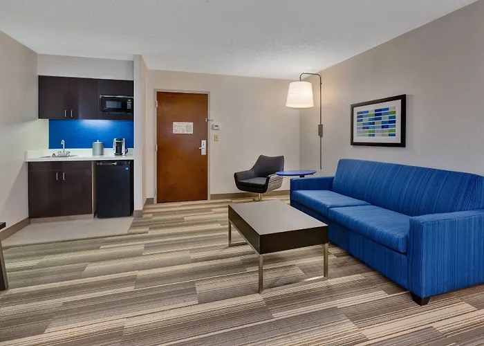 Holiday Inn Express & Suites Blacksburg - University Area By Ihg