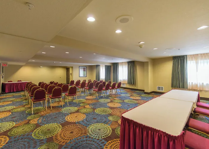Holiday Inn Express Portland East - Columbia Gorge By Ihg
