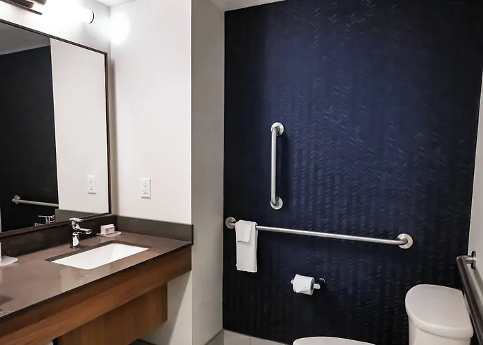 Fairfield By Marriott Inn & Suites Louisville Airport