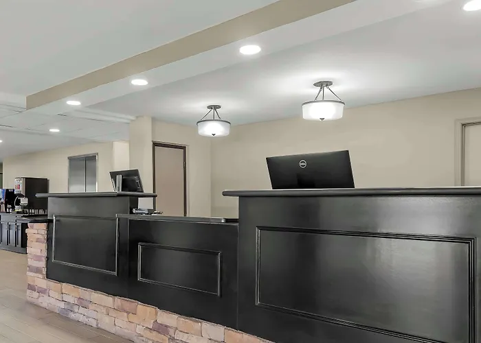 Best Western Saluki Inn