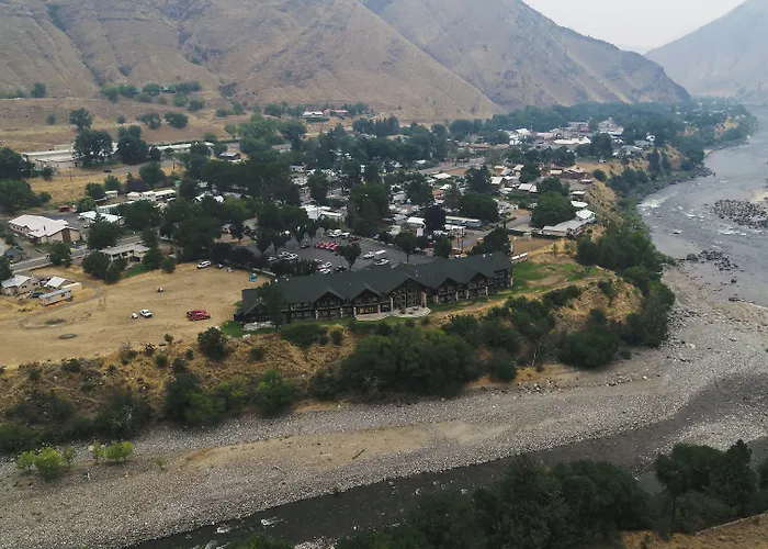Best Western Plus Salmon Rapids Lodge