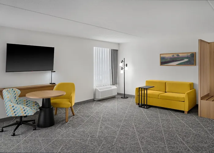 Hampton Inn Chicago-Carol Stream