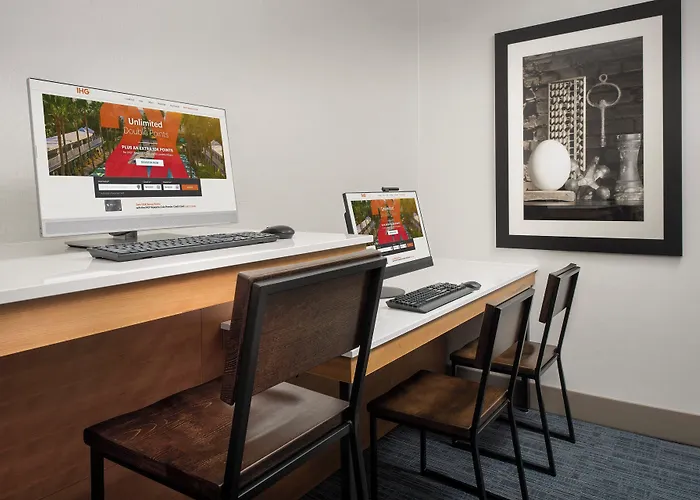 Holiday Inn Express Puyallup By Ihg