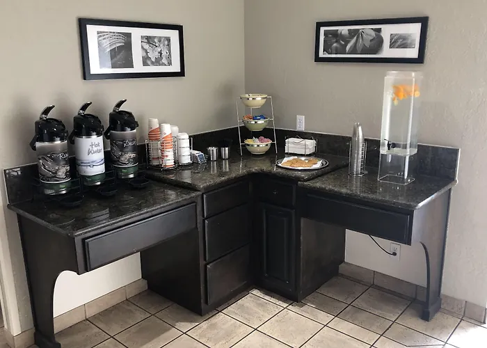 Quality Inn & Suites Meridian - West Boise
