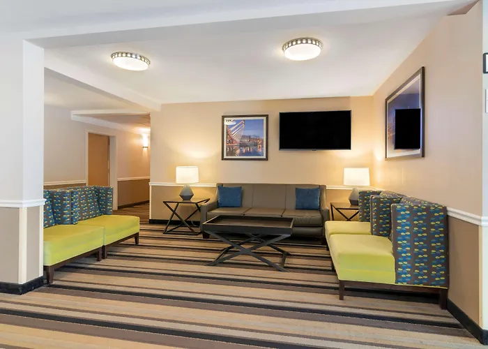 Best Western Plus Executive Court Inn & Conference Center