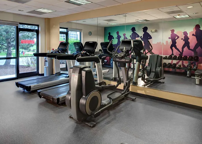 Hyatt Place Pittsburgh Airport - Robinson Mall