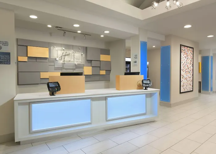 Holiday Inn Express Camden Hotel By Ihg