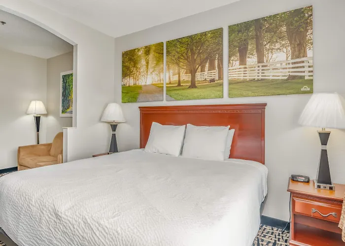 Days Inn By Wyndham Coliseum Montgomery Al