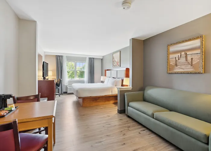 Saco Bay Hotel