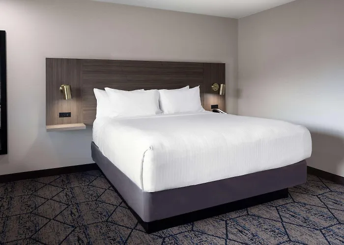 Ramada By Wyndham Modesto Yosemite Area