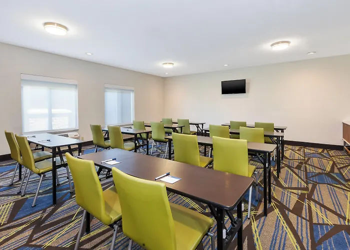 Holiday Inn Express And Suites Three Rivers By Ihg