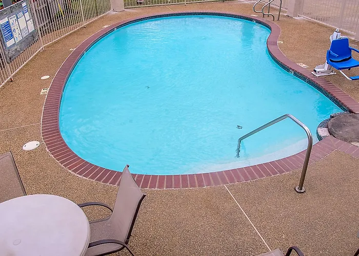 Motel 6-Canton, Tx