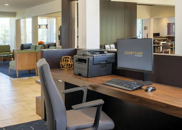 Courtyard By Marriott Vacaville