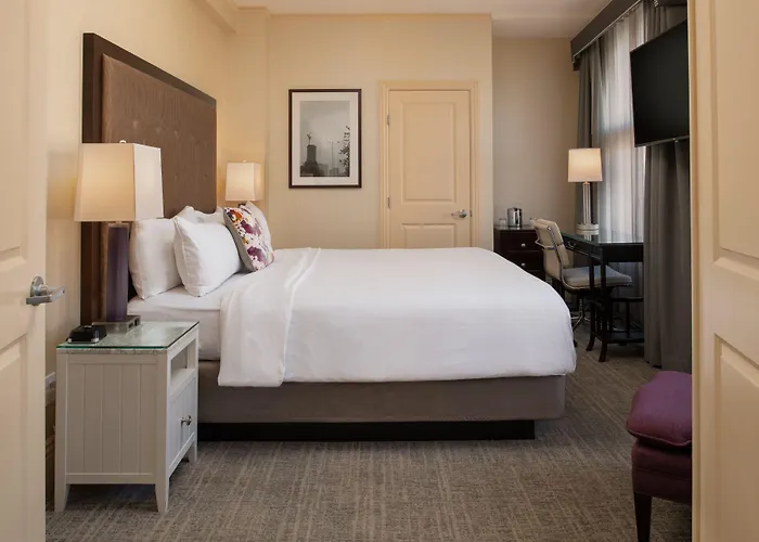 Hotel Shattuck Plaza