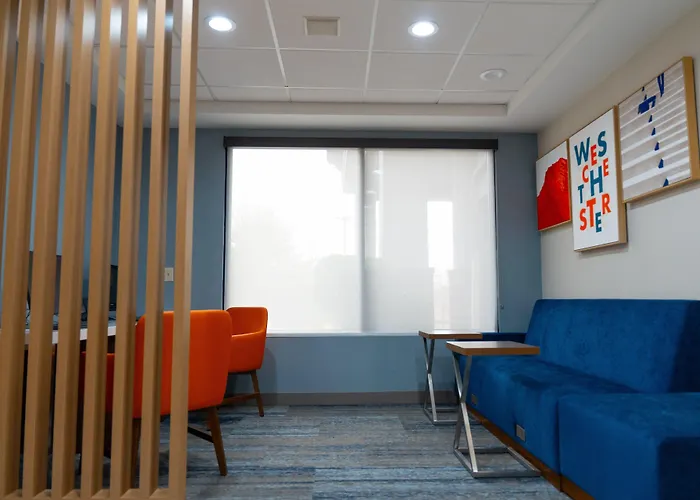 Holiday Inn Express Hotel & Suites West Chester By Ihg