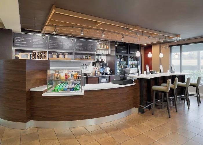 Courtyard By Marriott Princeton