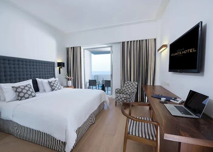 Aquila Atlantis Hotel