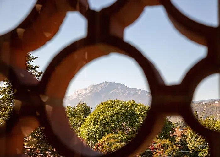 Hotel Les Trois Roses, Meylan Grenoble