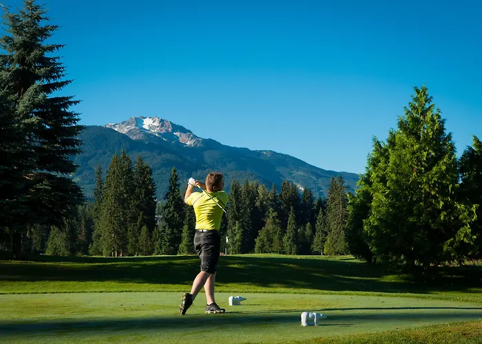 Pinnacle Hotel Whistler