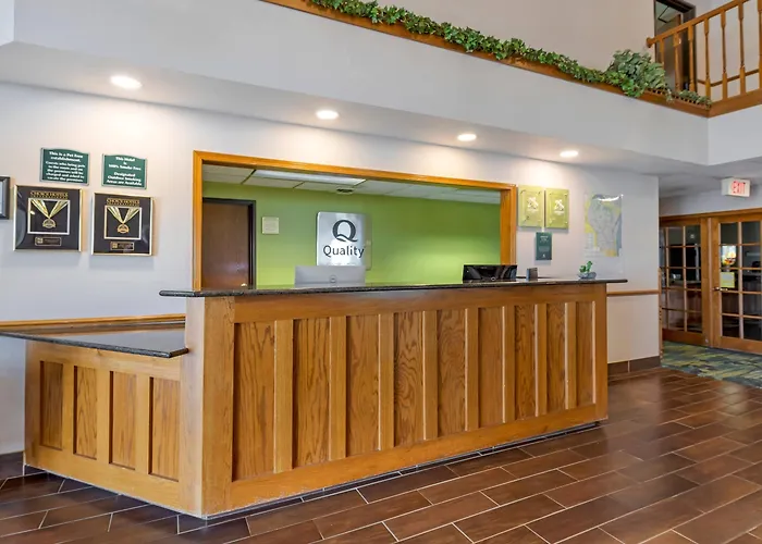 Quality Inn & Suites Stoughton - Madison South