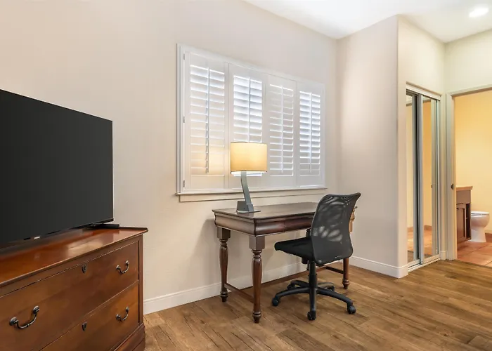 Best Western Rose Garden Inn