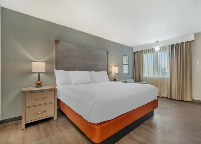 Best Western Plus King'S Inn And Suites
