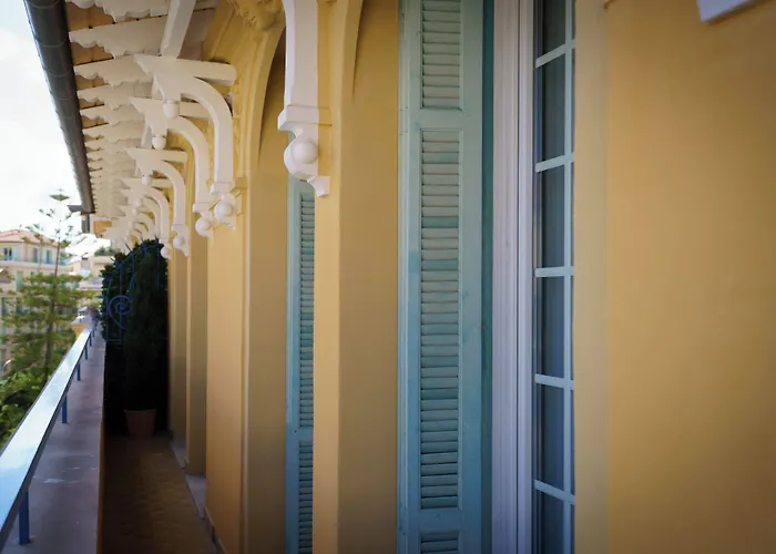 Hotel Gounod Fully Renovated