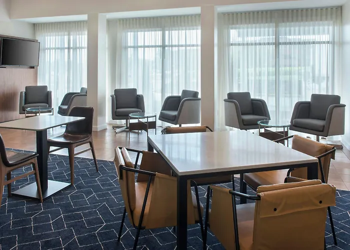 Courtyard By Marriott Silver Spring North/White Oak