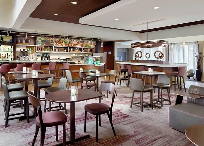Courtyard By Marriott Raleigh Midtown