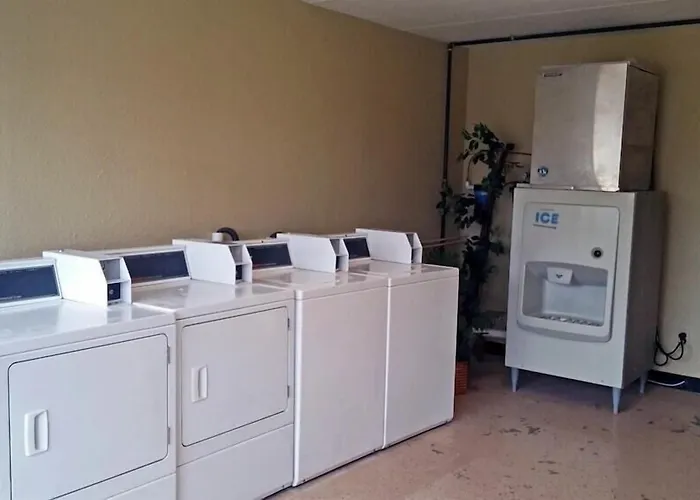 Motel 6-Brunswick, Ga