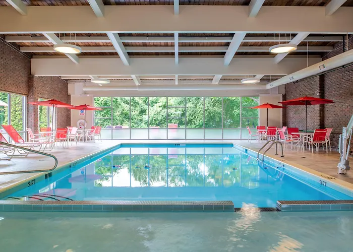 White River Inn & Suites