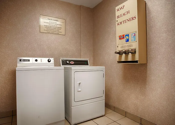 Best Western Plus Edison Inn