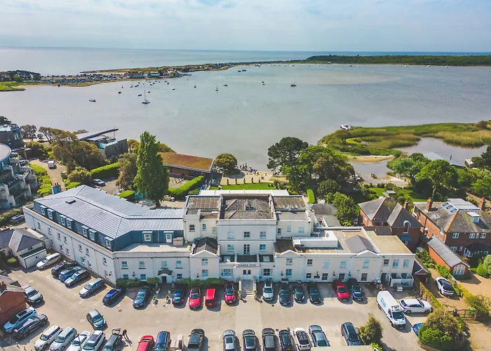 Christchurch Harbour Hotel&Spa