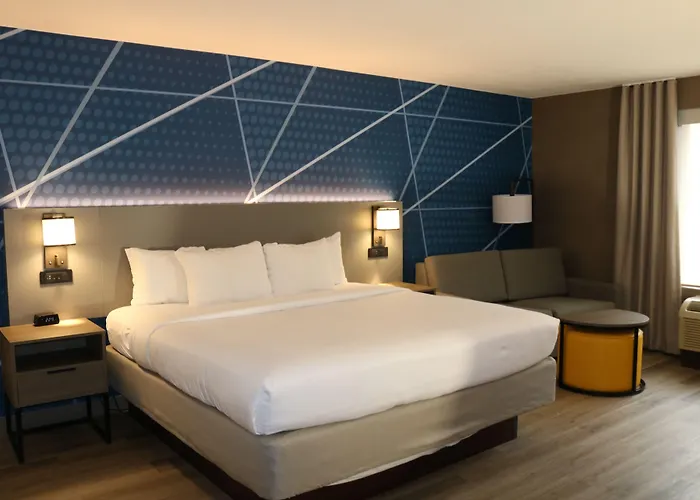 Comfort Inn & Suites Danbury-Bethel