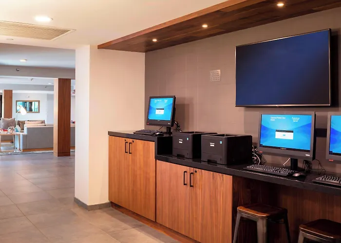 Fairfield Inn & Suites By Marriott Providence Airport Warwick