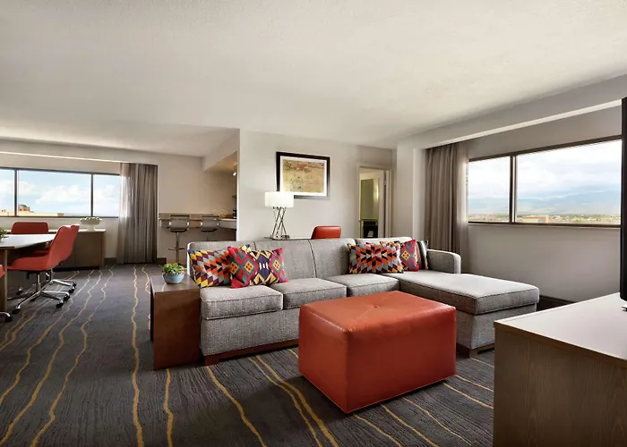 Doubletree By Hilton Hotel Albuquerque
