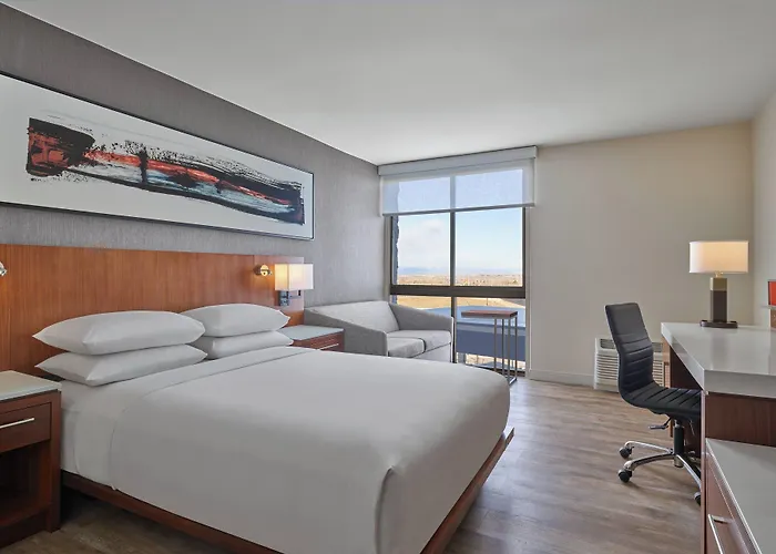 Delta Hotels By Marriott Denver Thornton