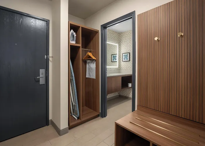 Holiday Inn Ontario By Ihg