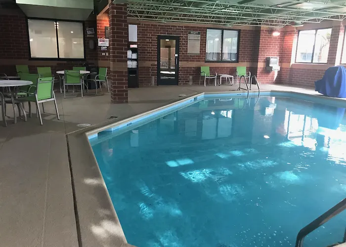 Holiday Inn Express Naperville By Ihg
