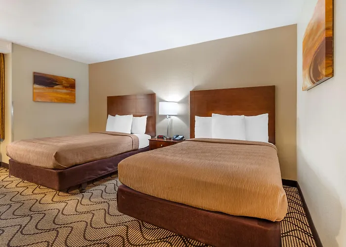 Best Western John Muir Inn