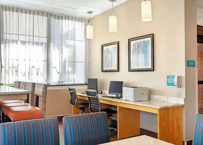 Best Western Hartford Hotel And Suites