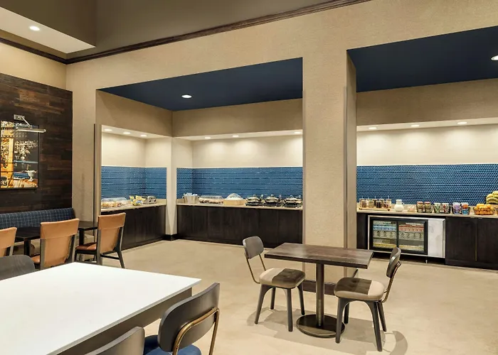 Fairfield By Marriott Inn & Suites New Orleans Downtown French Quarter Area