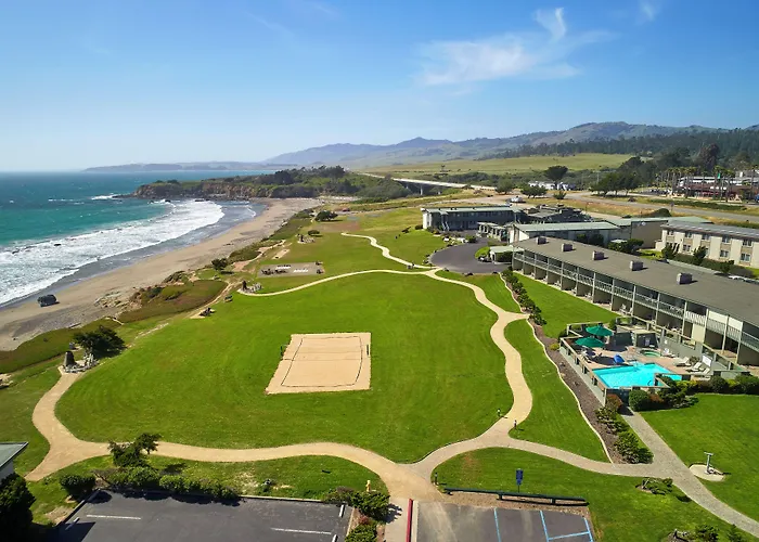 Cavalier Oceanfront Resort
