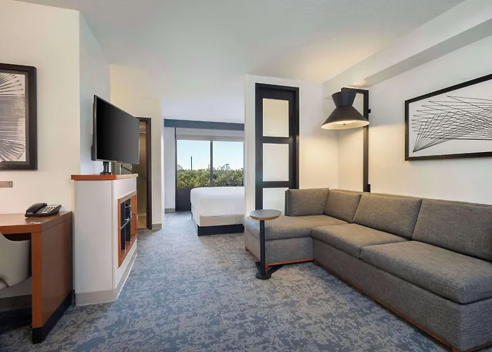 Hyatt Place Tampa Busch Gardens