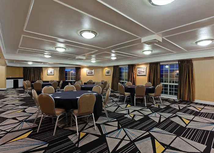Holiday Inn & Suites San Mateo - Sfo By Ihg