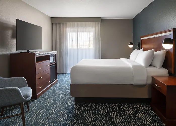 Four Points By Sheraton Tucson Airport