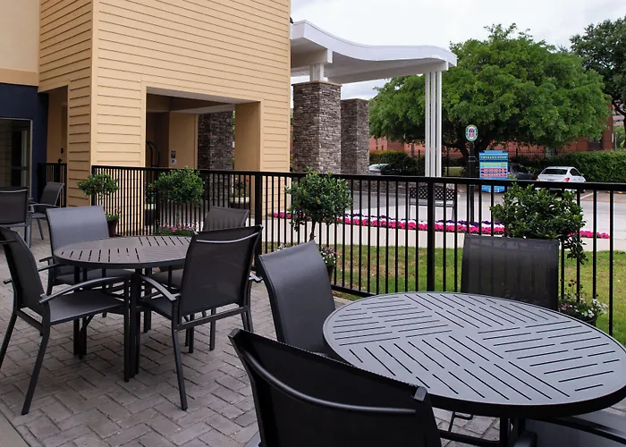 Fairfield Inn Arlington Near Six Flags