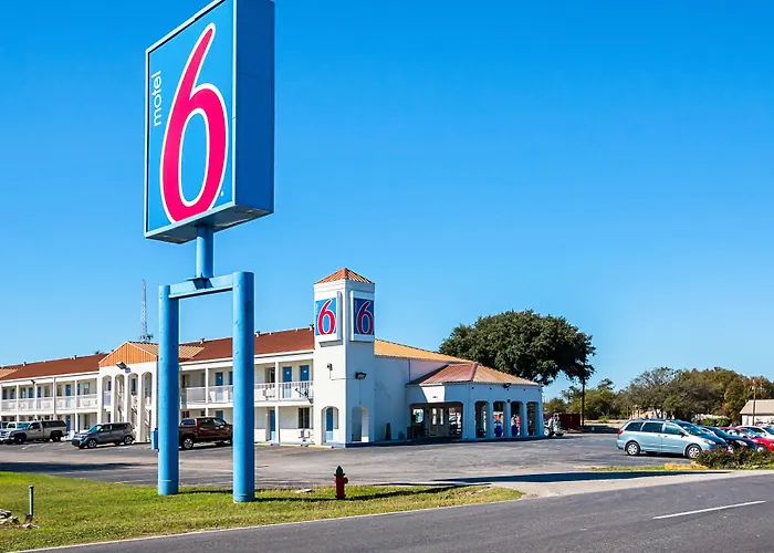 Motel 6-Round Rock, Tx